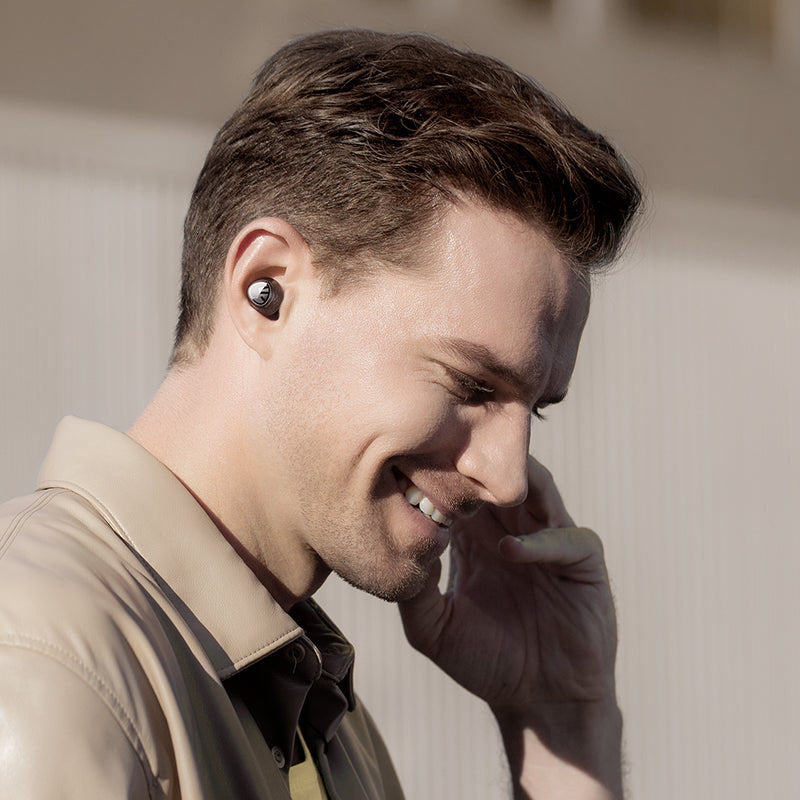 SOUNDPEATS Engine4 wireless earbuds are designed with a 10mm woofer and a 6mm tweeter to provide deep bass, clear treble, and crisp mids. It supports dual drivers, multipoint connection, Hi-Res Audio Wireless Certificated, LDAC Codec, and game mode.