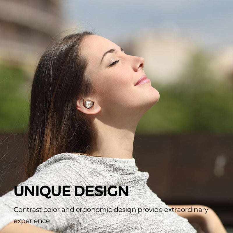 Model is enjoying sunshine and music, wearing Sonic earbuds. Contrast color and ergonomic design provide extraordinary experience.